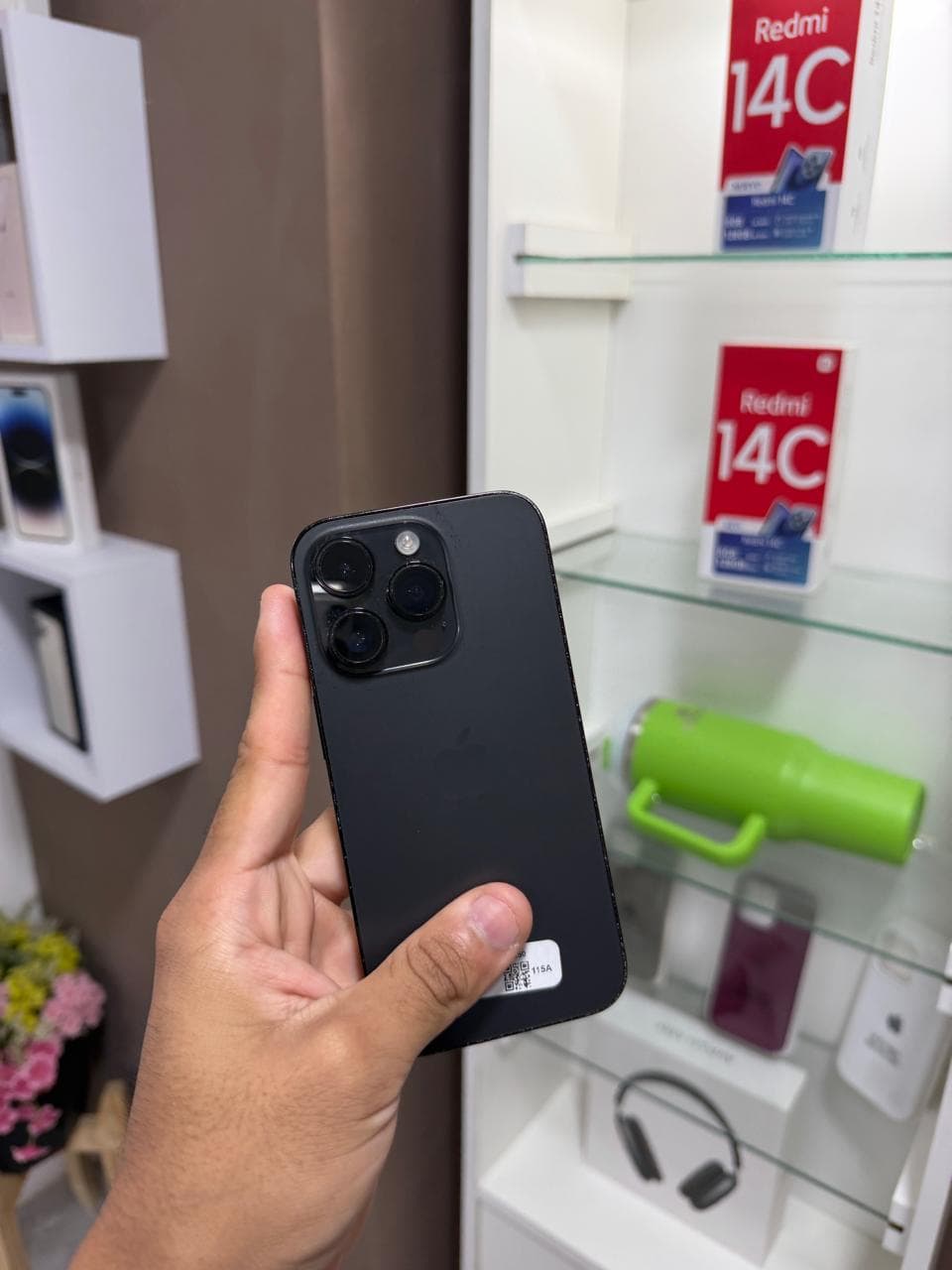 iPhone 16 Pro Negro